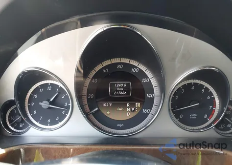 2012 Mercedes-Benz E 350 из США, поврежденный, VIN WDDHF5KB3CA545126